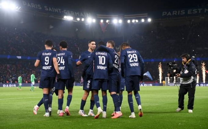 PSG, Marsilya ile puan farkını korudu