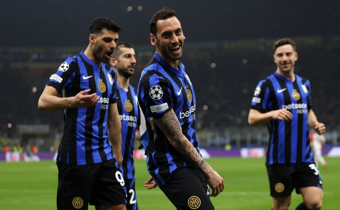 Hakan attı ve Inter turu geçti!