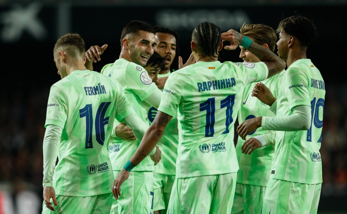 Barcelona, 5 golle yarı finalde!