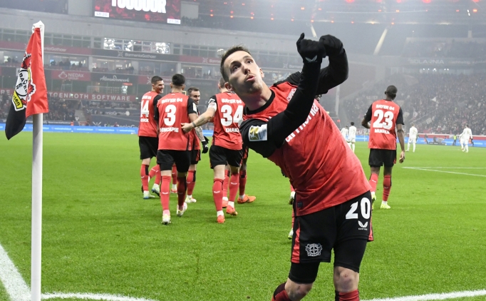 Grimaldo attı, Bayer Leverkusen'in serisi sürdü