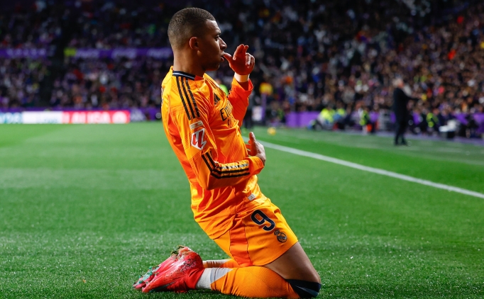 Kylian Mbappe, Real Madrid'i sırtlıyor