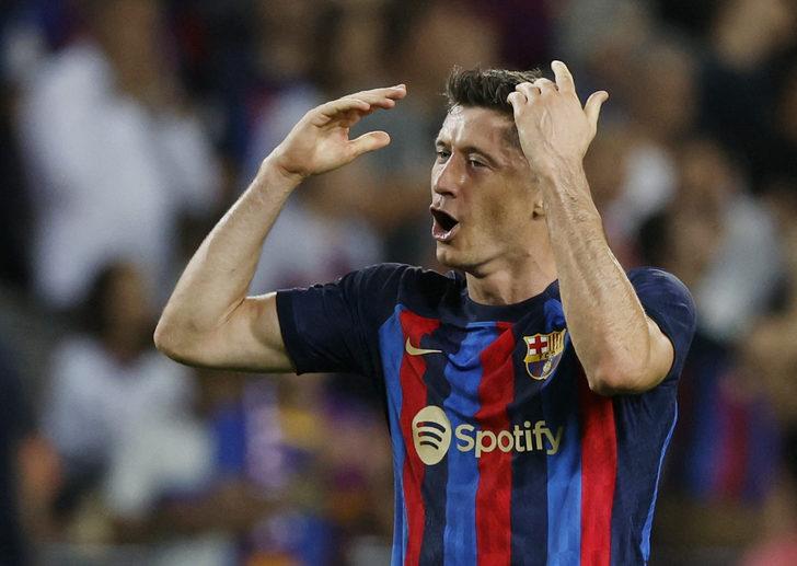 Robert Lewandowski rekor kırdı, Barcelona şov yaptı!