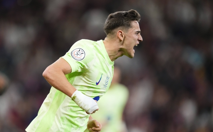 Barcelona, Süper Kupa'da finalde!