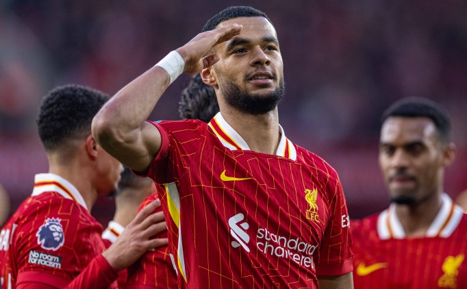 Liverpool, Ipswich Town'a acımadı