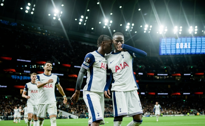 Tottenham'dan 10 kişiyle net galibiyet