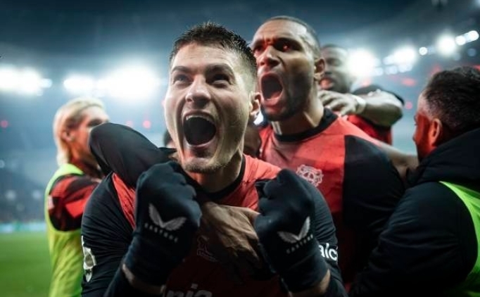 Bayer Leverkusen kupada turu uzatmada aldı