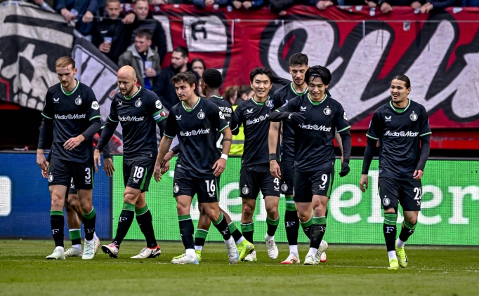 Feyenoord, deplasmanda Twente'yi darmadağın etti!