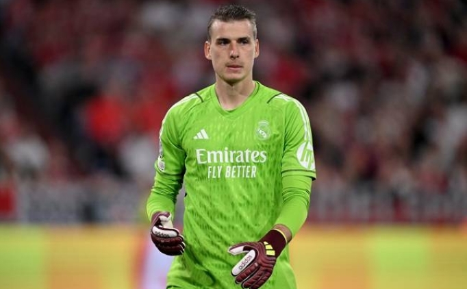 Real Madrid yıldız ismiyle sözleşme uzatıyor