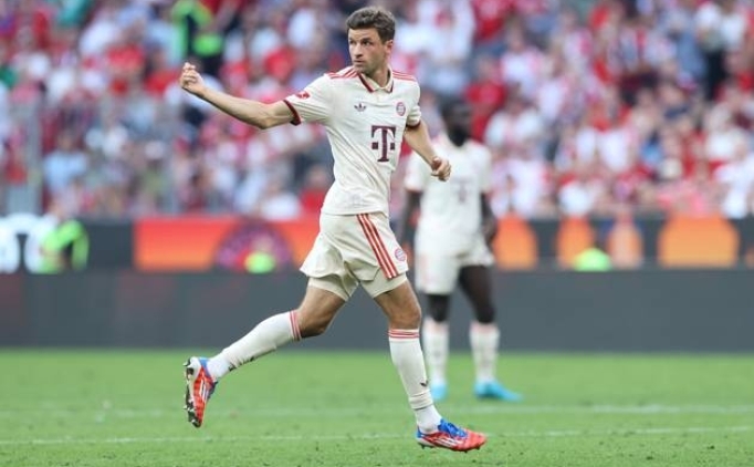 Thomas Müller rekor kırdı, Bayern 2'de 2 yaptı