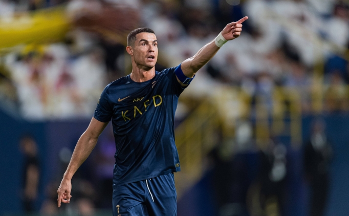 Ronaldo şov yaptı Al-Nassr finale yükseldi