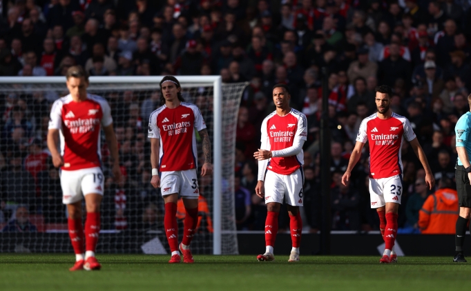 Arsenal'e evinde şok; seri bitti!
