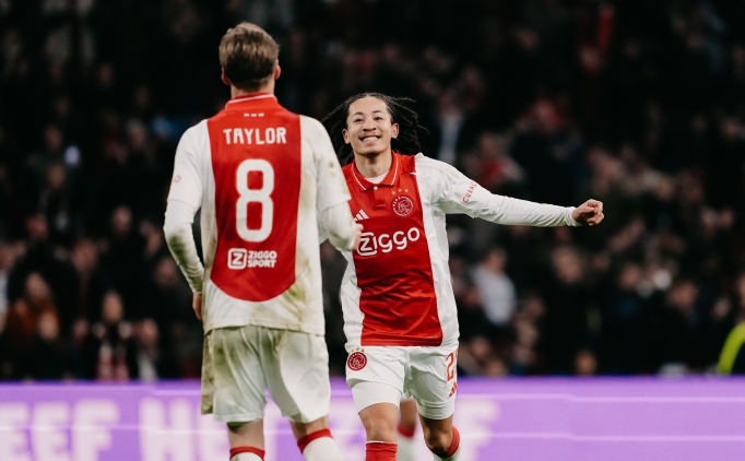 Ajax, Almere City'yi evinde farklı geçti