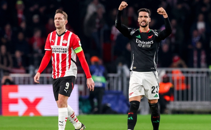 Arsenal deplasmanda PSV'ye acımadı!